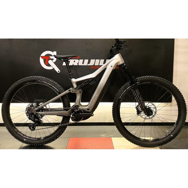 FOCUS JAM2 6.8 800 Wh Plata | Ciclos Trujillo