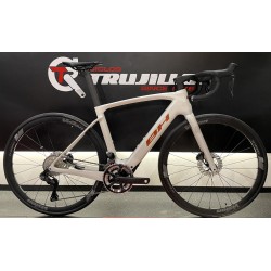 BH IRS1 CARBON 1.4 WOW | CICLOS TRUJILLO TERRASSA