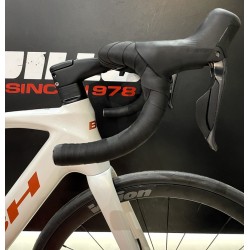 BH IRS1 CARBON 1.6 WOW | CICLOS TRUJILLO TERRASSA