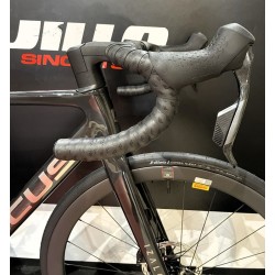 FOCUS IZALCO MAX 8.9 2026 Negro | Ciclos Trujillo Terrassa