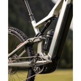 FOCUS THRON2 6.9 ABS 800 WH Plata | Ciclos Trujillo Terrassa