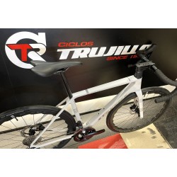 Bicicleta de Carretera STEVENS XENITH 105 DI2 2026 | Ciclos Trujillo Terrassa