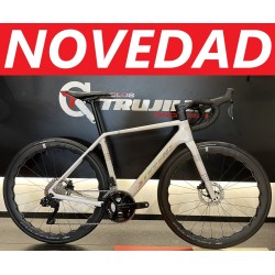 Bicicleta de Carretera STEVENS XENITH 105 DI2 2026 | Ciclos Trujillo Terrassa