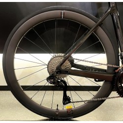 FOCUS IZALCO MAX 9.7 2026 Negro | Ciclos Trujillo Terrassa