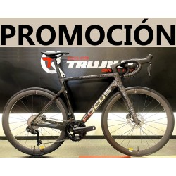 FOCUS IZALCO MAX 9.7 2026 Negro | Ciclos Trujillo Terrassa